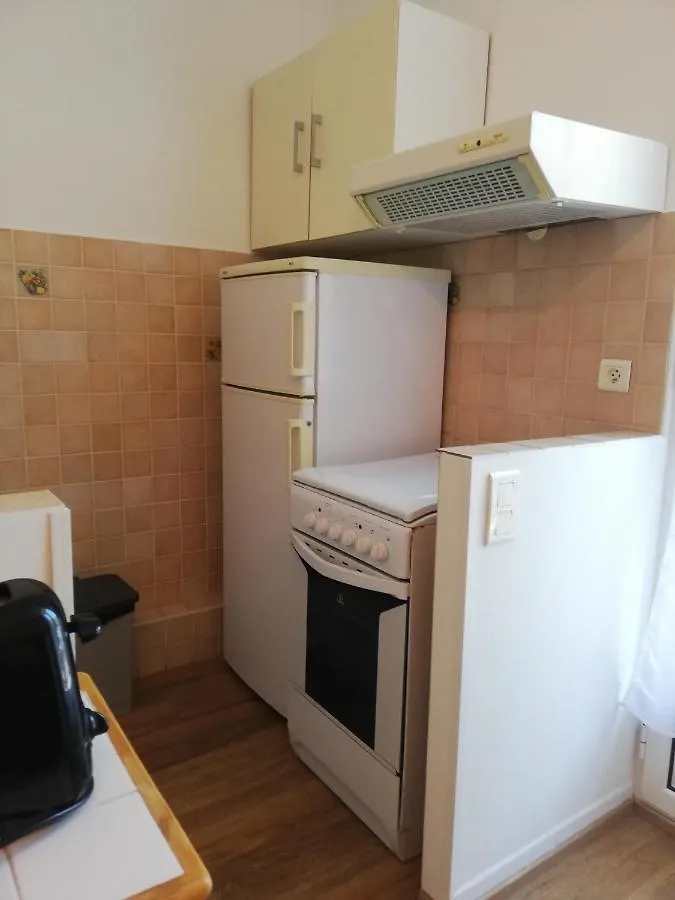 Appartement Le Cernuschi 2D Menton Apartment